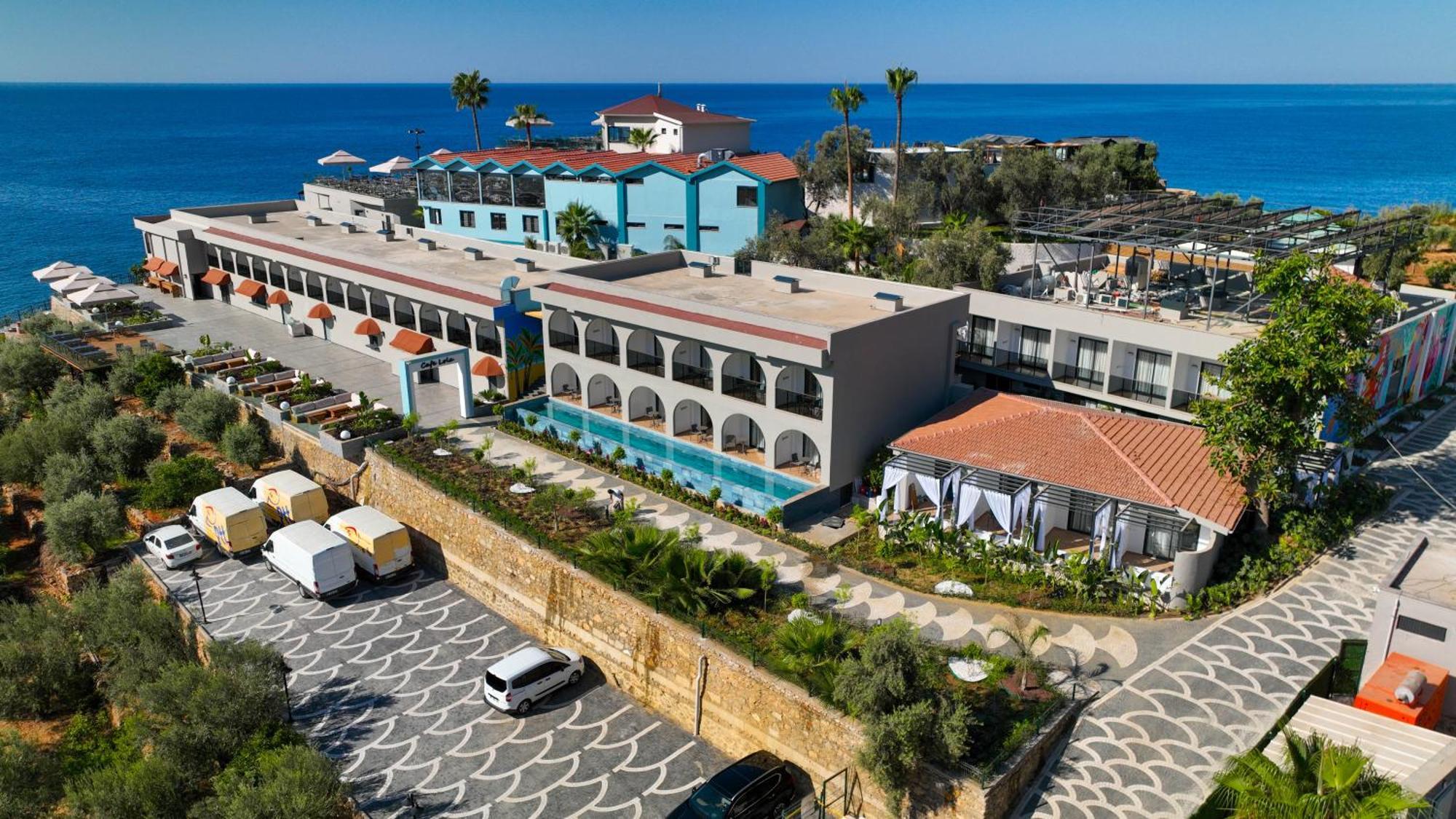 אלאניה Ada Port Hotel Adults Only מראה חיצוני תמונה