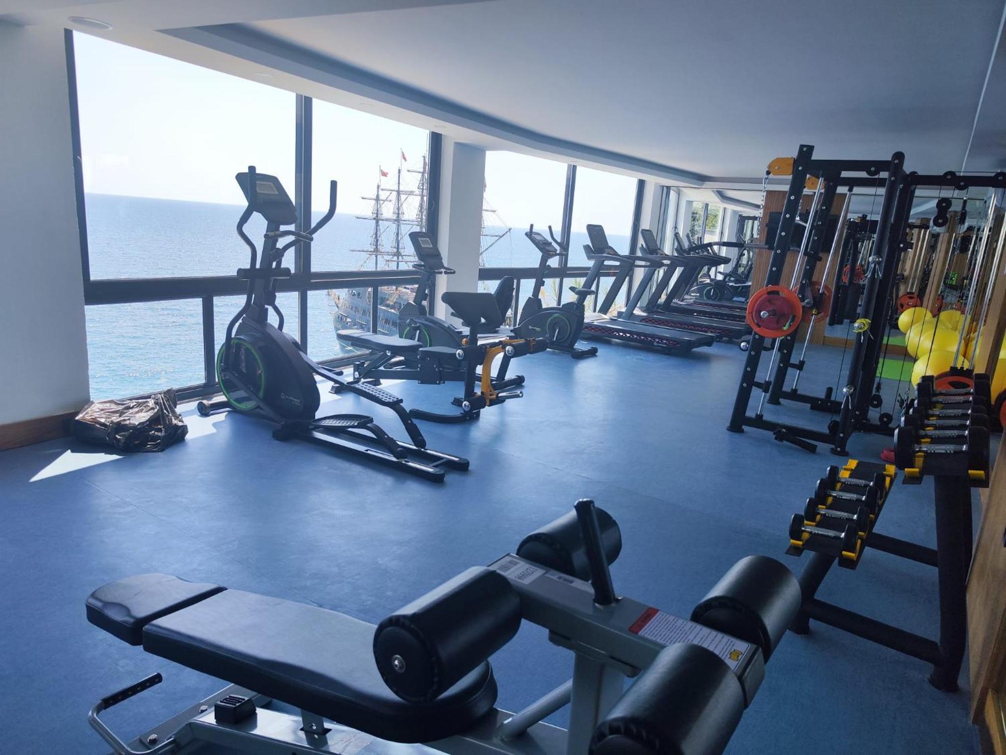 אלאניה Ada Port Hotel Adults Only מראה חיצוני תמונה