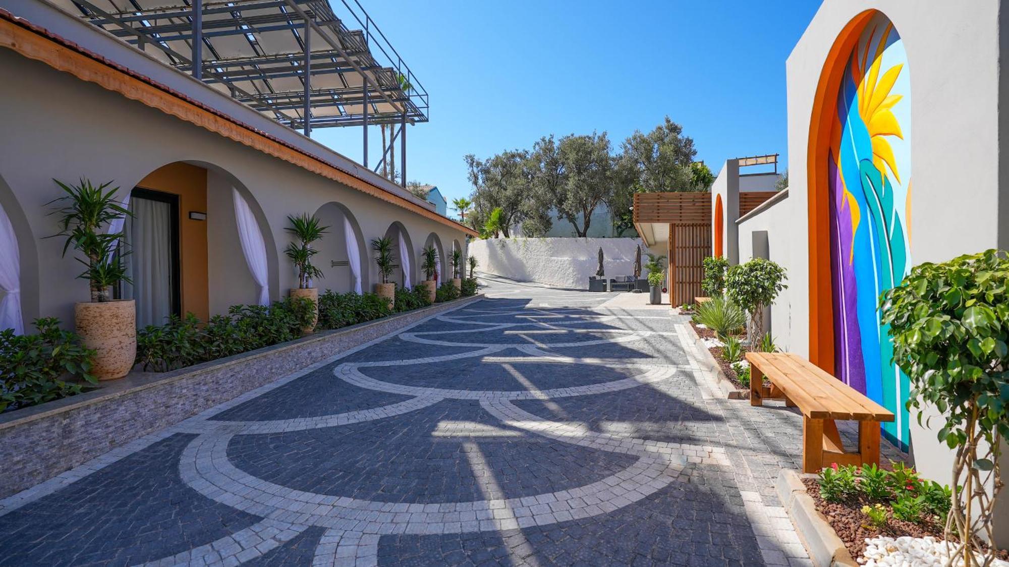 אלאניה Ada Port Hotel Adults Only מראה חיצוני תמונה