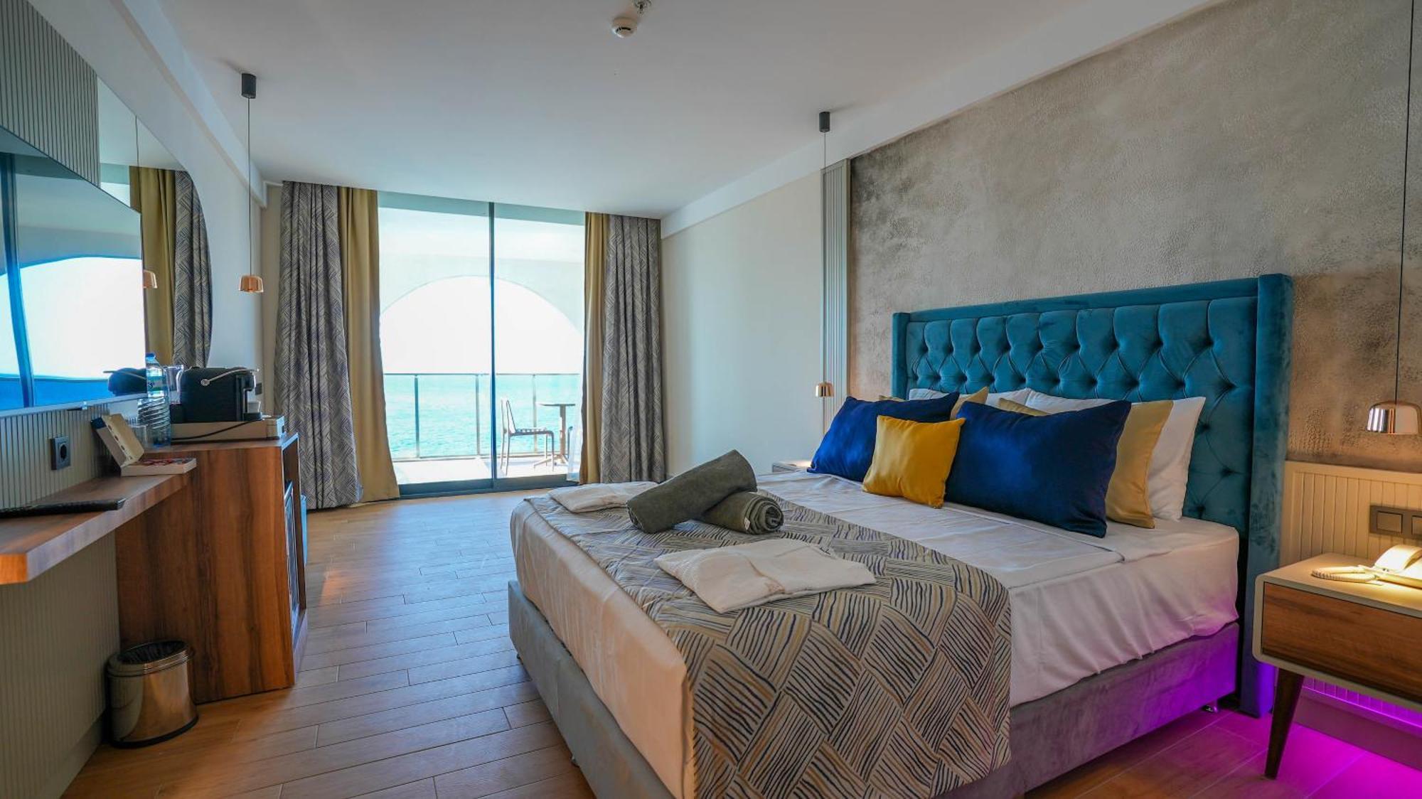 אלאניה Ada Port Hotel Adults Only מראה חיצוני תמונה