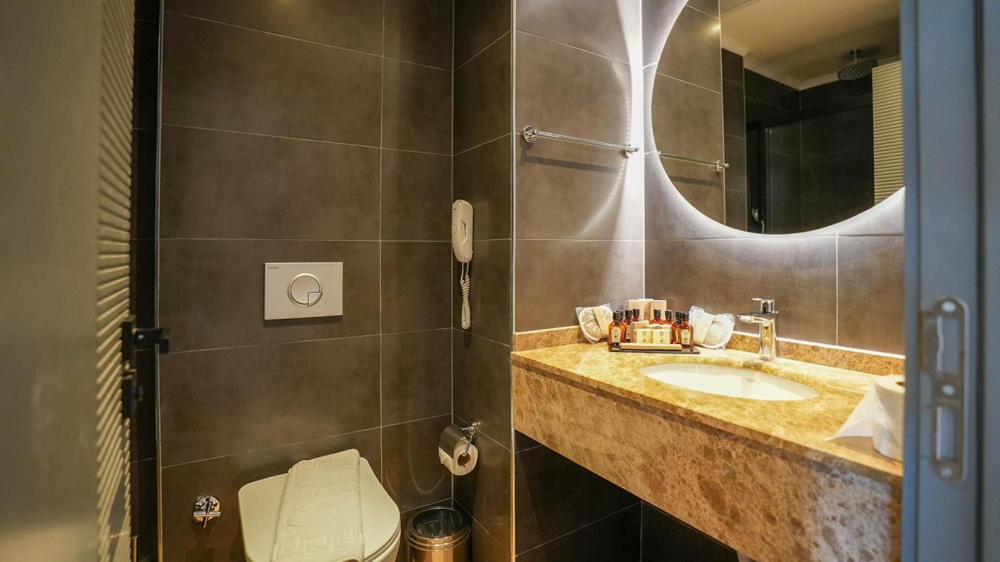 אלאניה Ada Port Hotel Adults Only מראה חיצוני תמונה