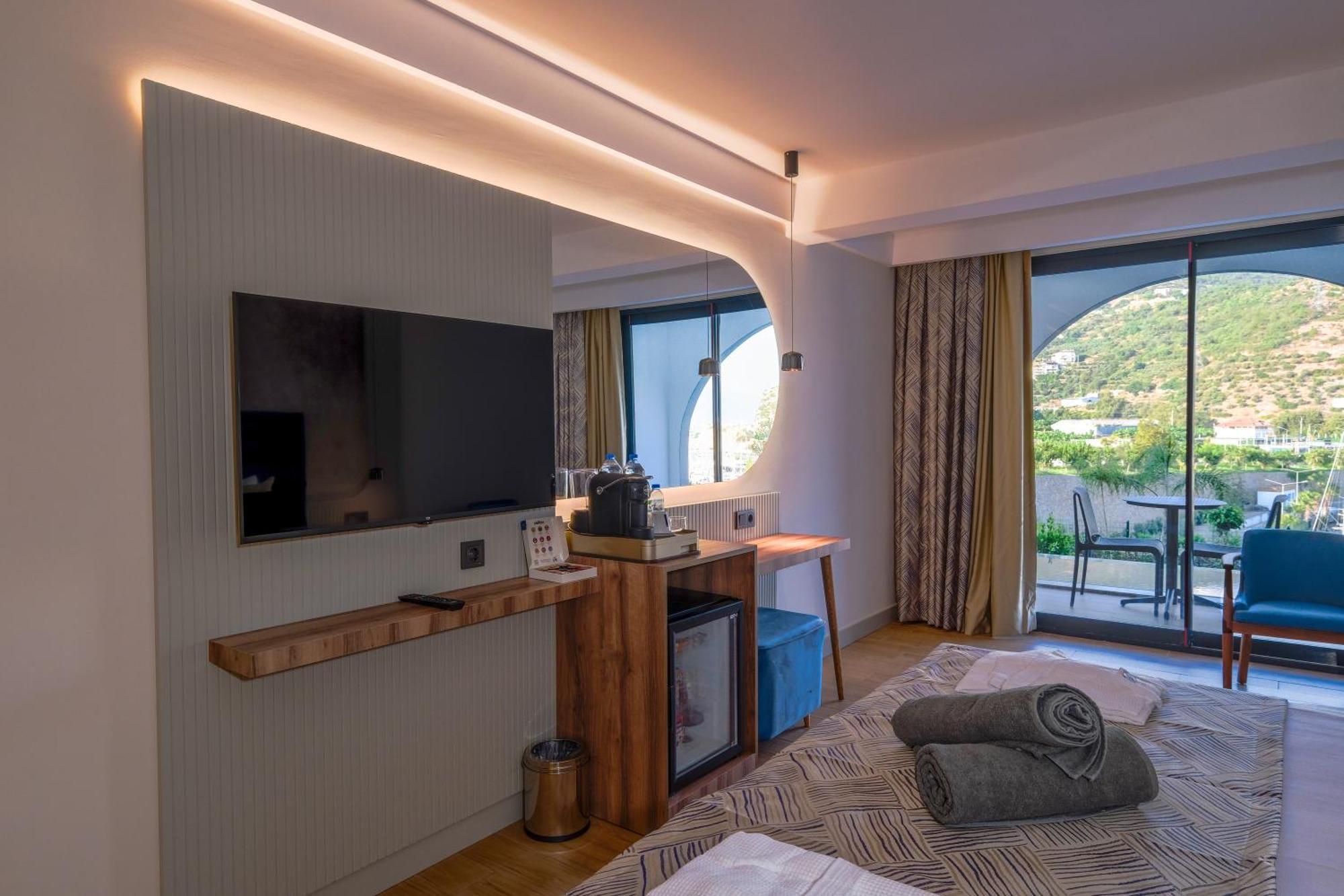 אלאניה Ada Port Hotel Adults Only מראה חיצוני תמונה